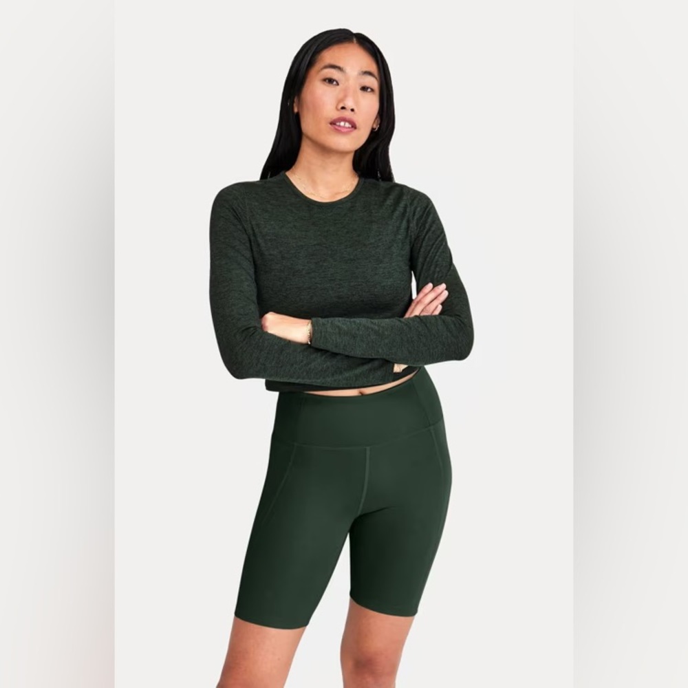GIRLFRIEND COLLECTIVE CROPPED LONG SLEEVE TEE